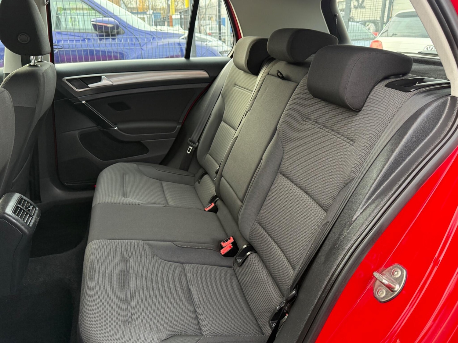 Used Volkswagen Golf 2015 for sale - 76984893: Photo 33