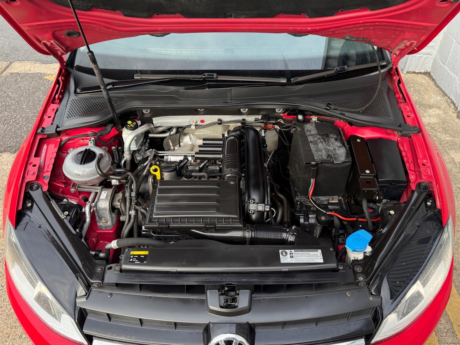 Used Volkswagen Golf 2015 for sale - 76984893: Photo 63