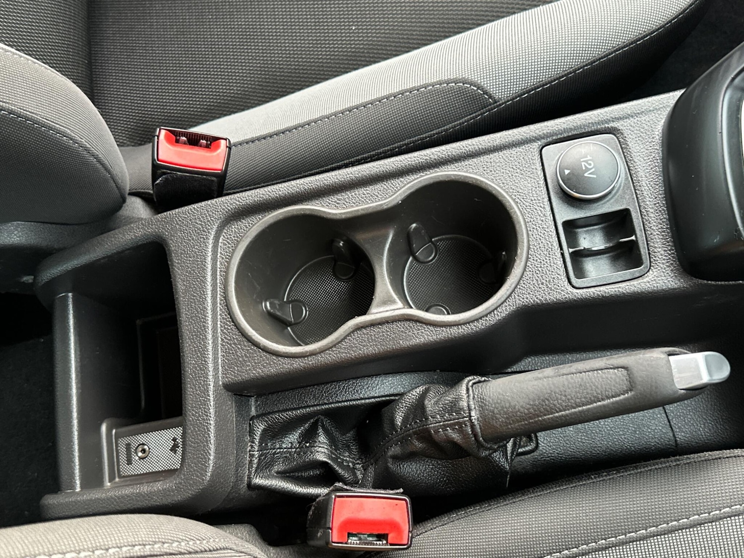 Used Ford Focus 2015 for sale - 76984905: Photo 11