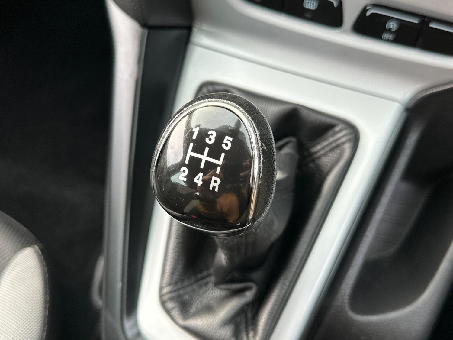 Used Ford Focus 2015 for sale - 76984905: Photo 12