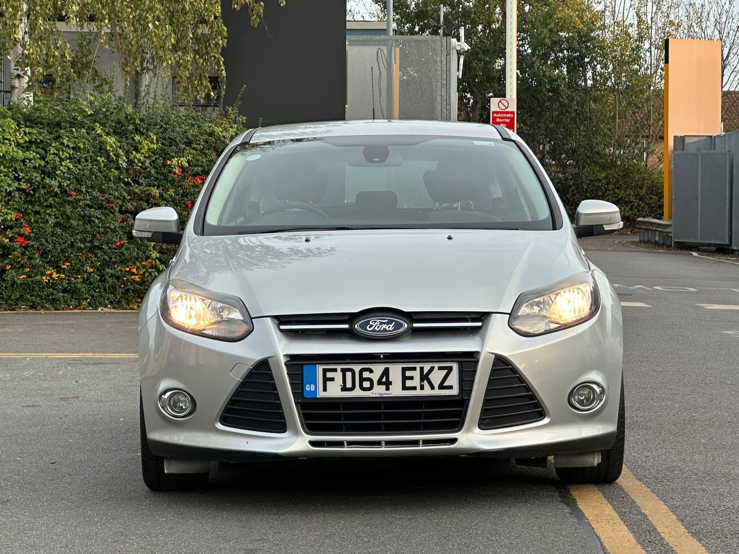 Used Ford Focus 2015 for sale - 76984905: Photo 2