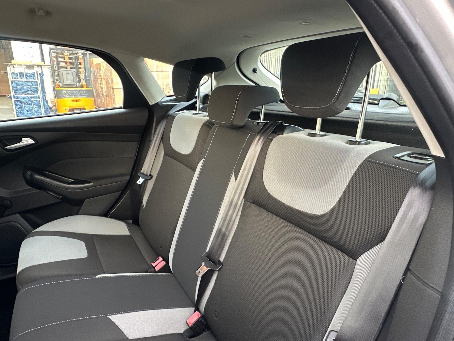 Used Ford Focus 2015 for sale - 76984905: Photo 22