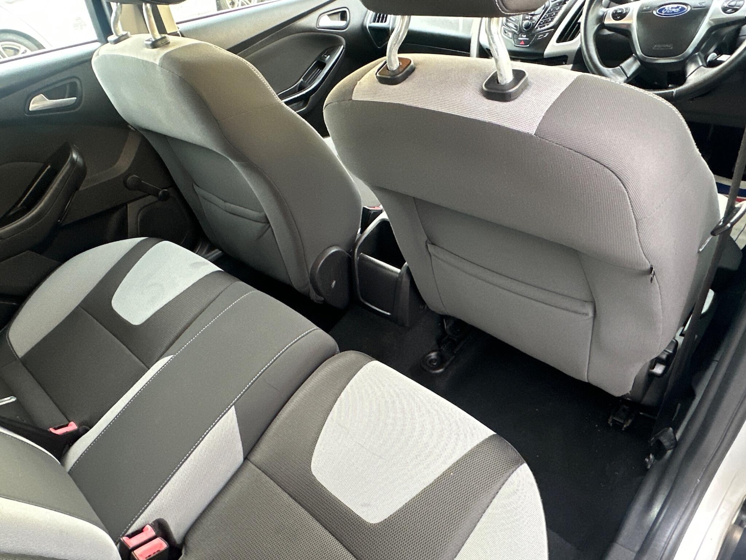 Used Ford Focus 2015 for sale - 76984905: Photo 27