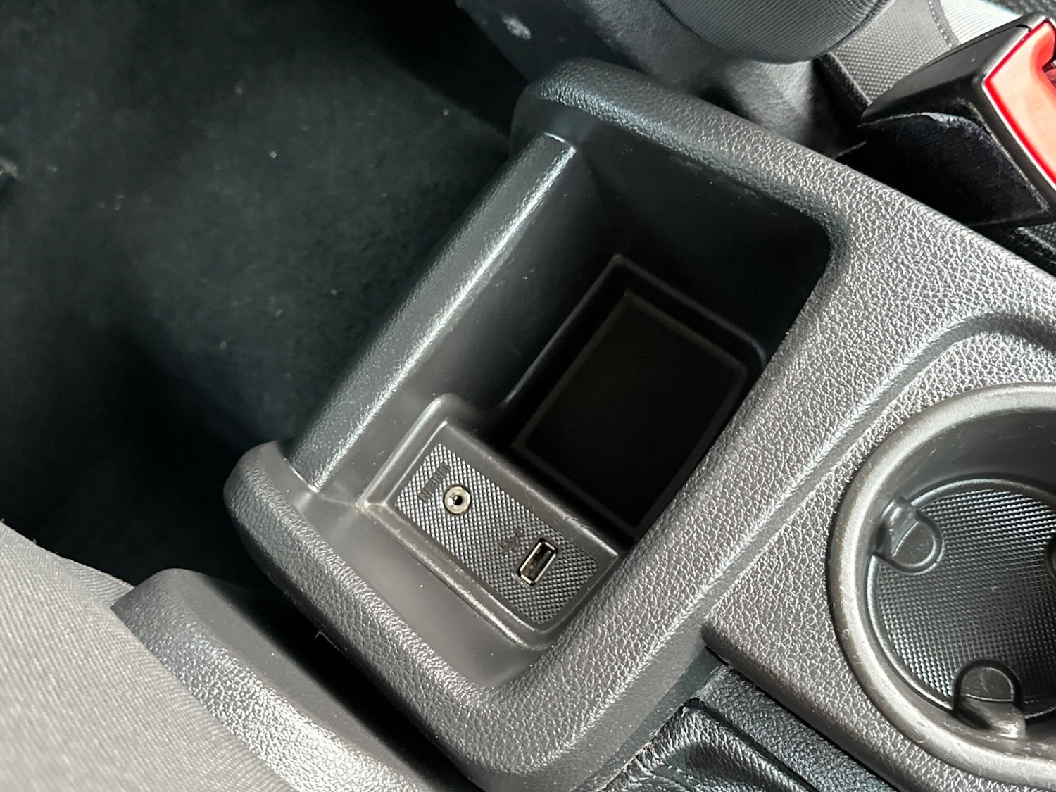 Used Ford Focus 2015 for sale - 76984905: Photo 29