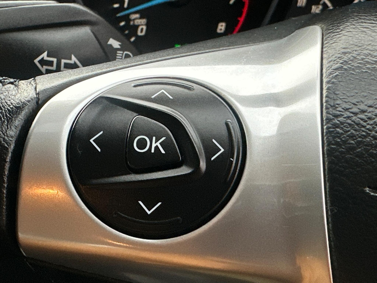 Used Ford Focus 2015 for sale - 76984905: Photo 32