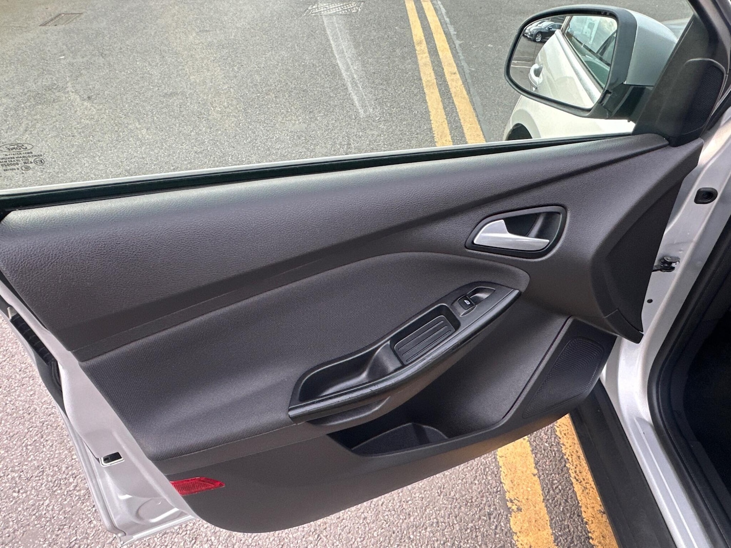 Used Ford Focus 2015 for sale - 76984905: Photo 36