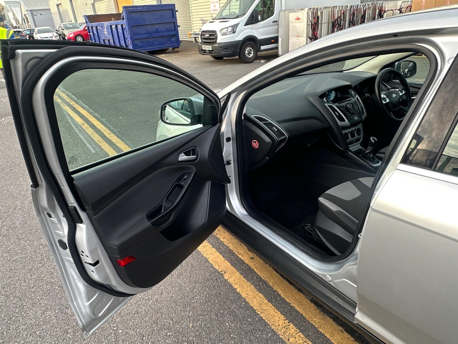 Used Ford Focus 2015 for sale - 76984905: Photo 37