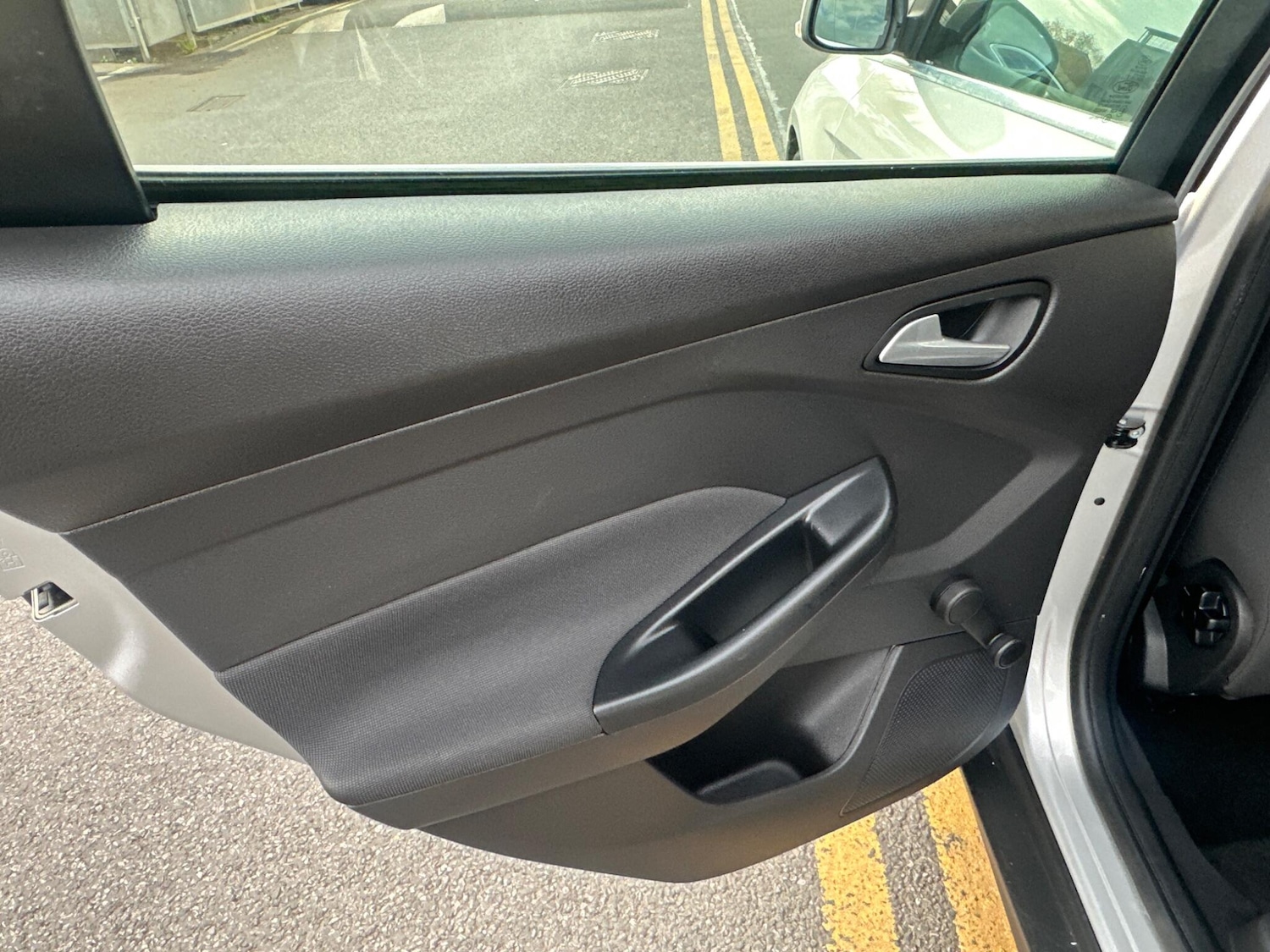 Used Ford Focus 2015 for sale - 76984905: Photo 38