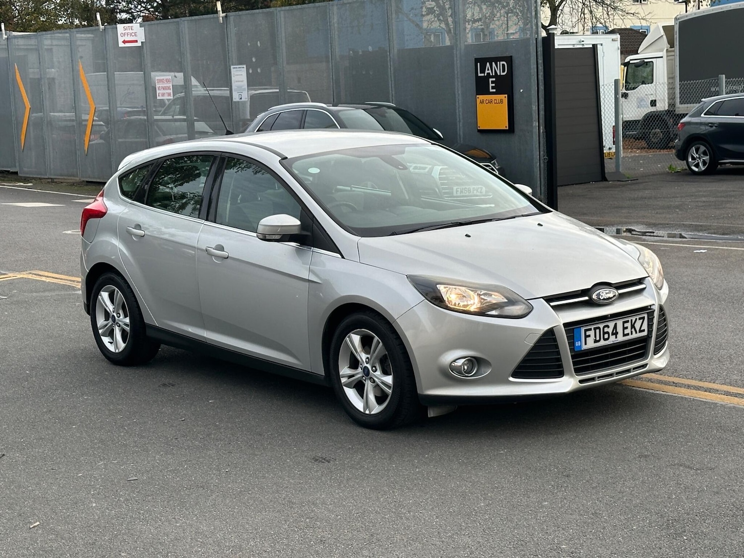 Used Ford Focus 2015 for sale - 76984905: Photo 5