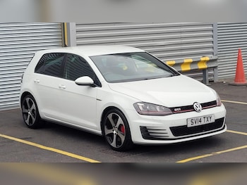 Used Volkswagen Golf 2014 for sale - 75635218: Photo