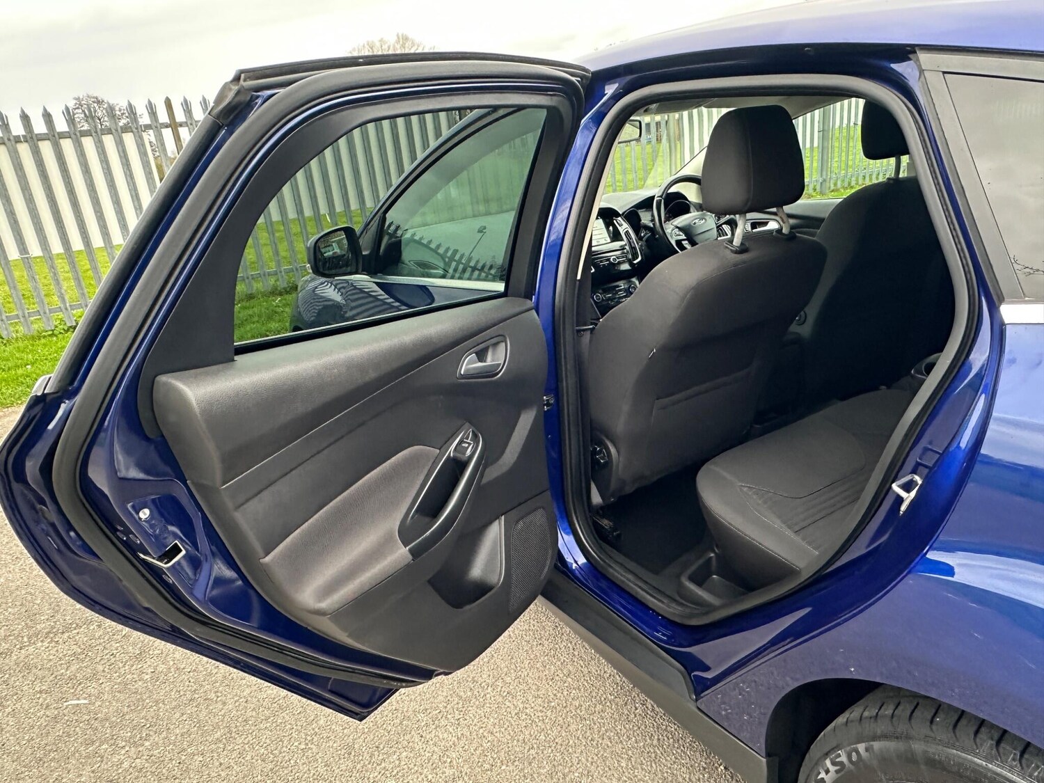 Used Ford Focus for sale - 77909007: Photo 46