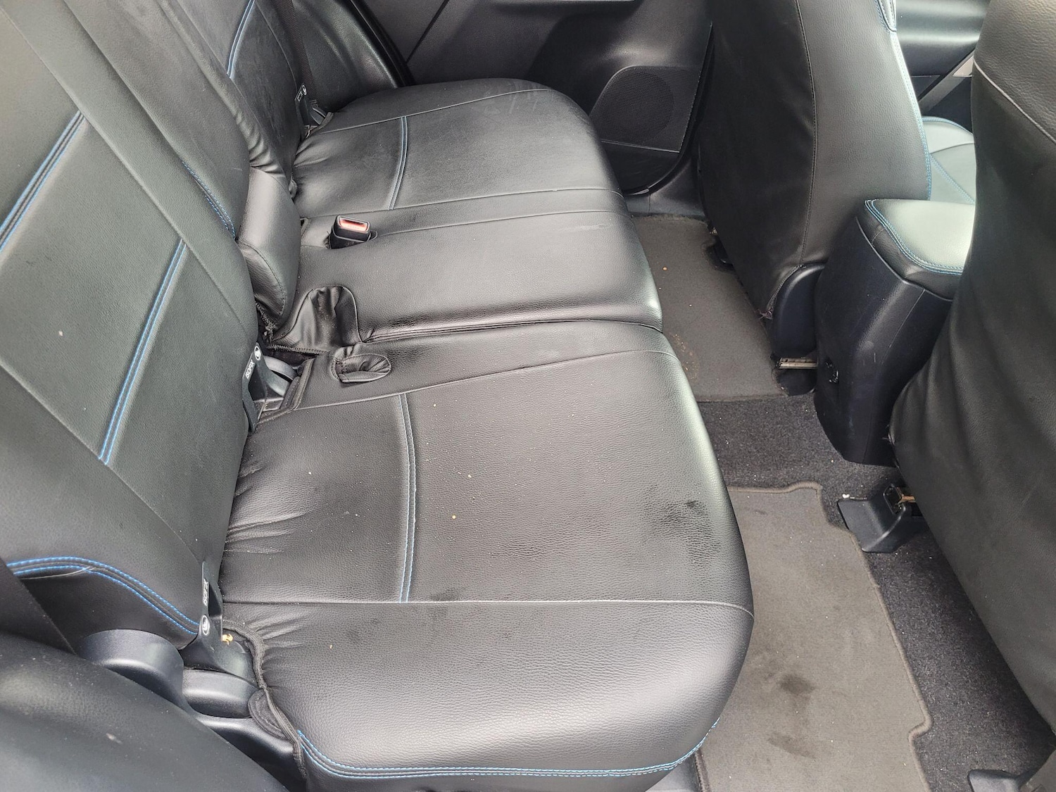 Used Toyota RAV4 2016 for sale - 76336623: Photo 13