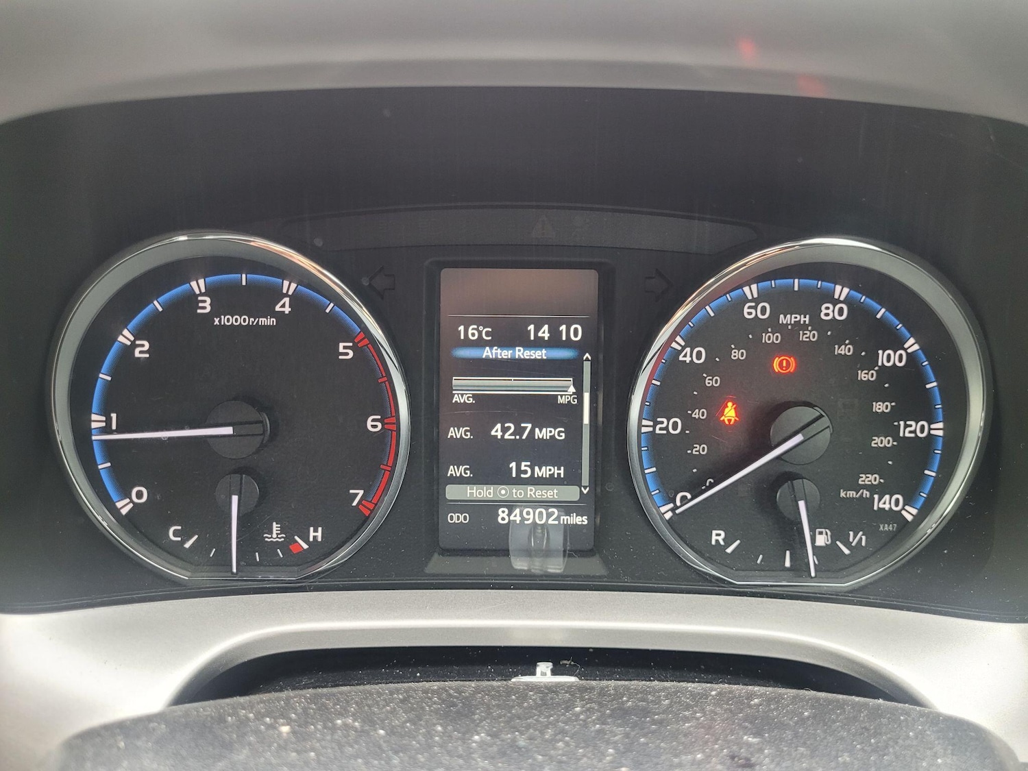 Used Toyota RAV4 2016 for sale - 76336623: Photo 17
