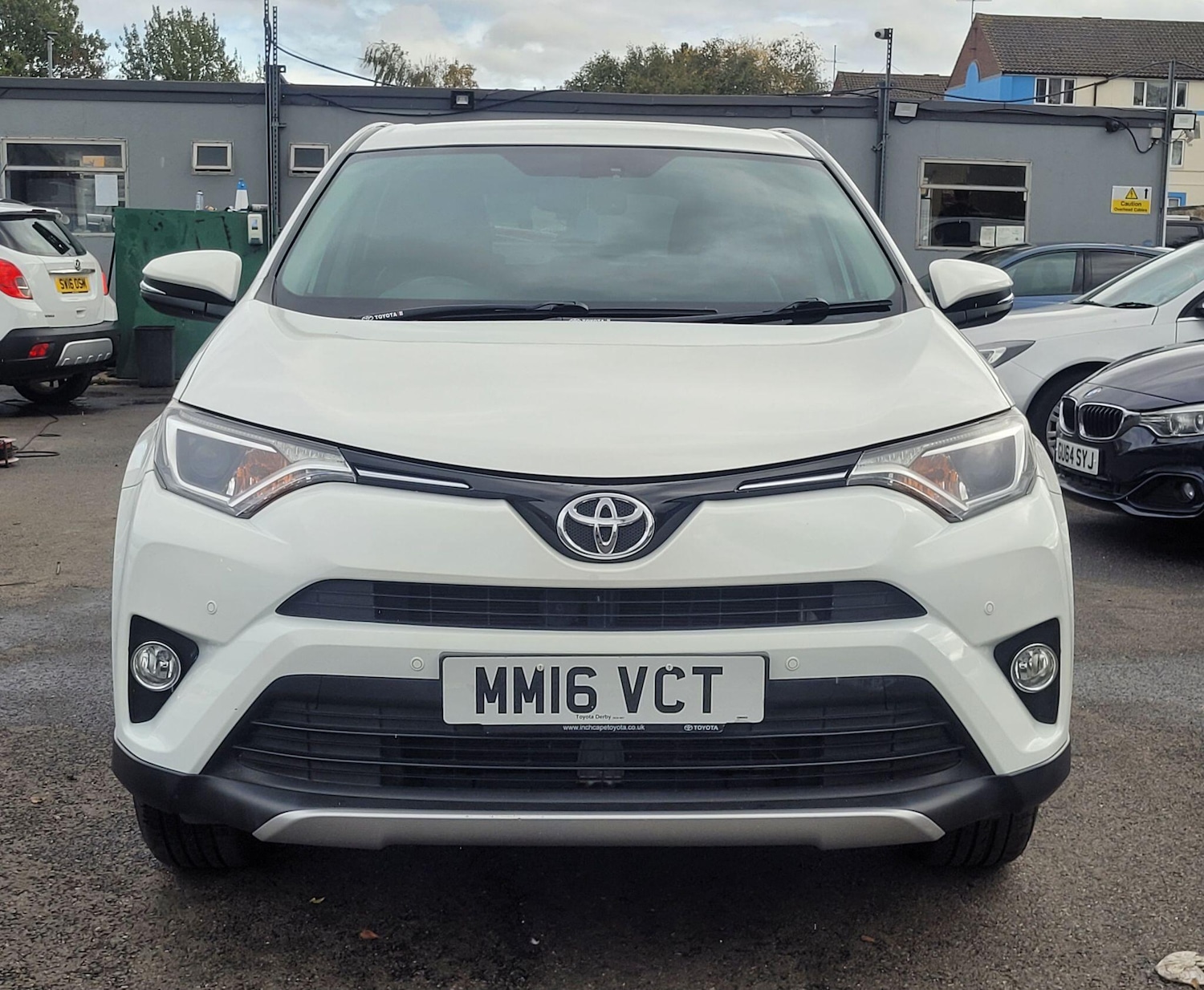 Used Toyota RAV4 2016 for sale - 76336623: Photo 3