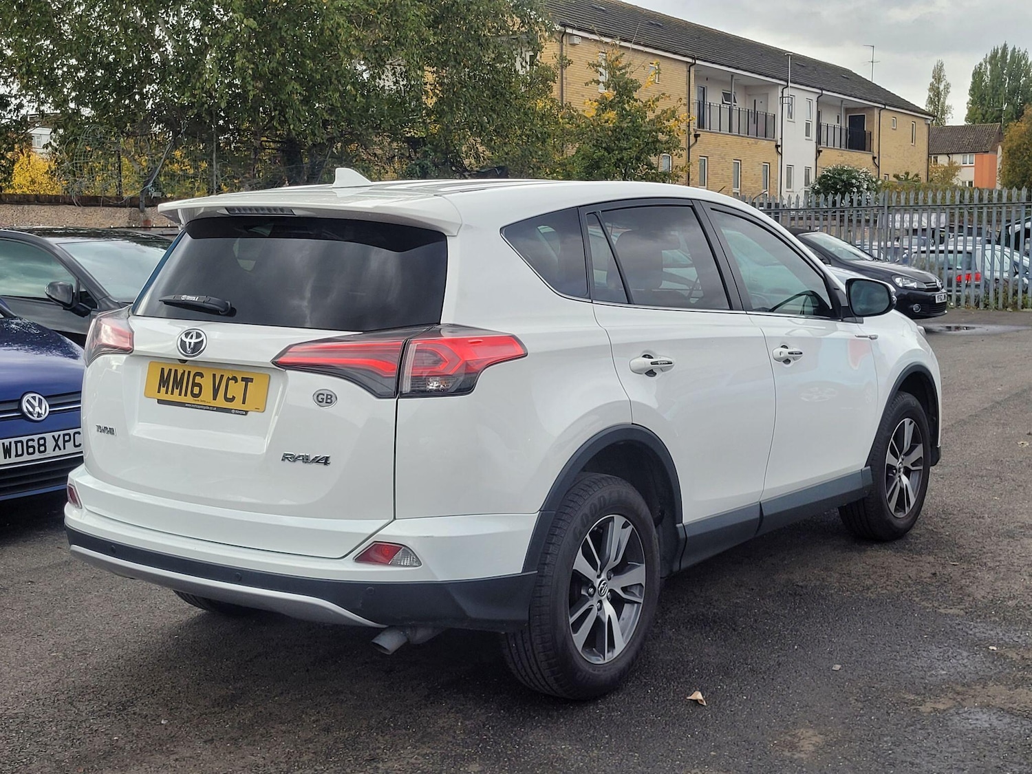 Used Toyota RAV4 2016 for sale - 76336623: Photo 5