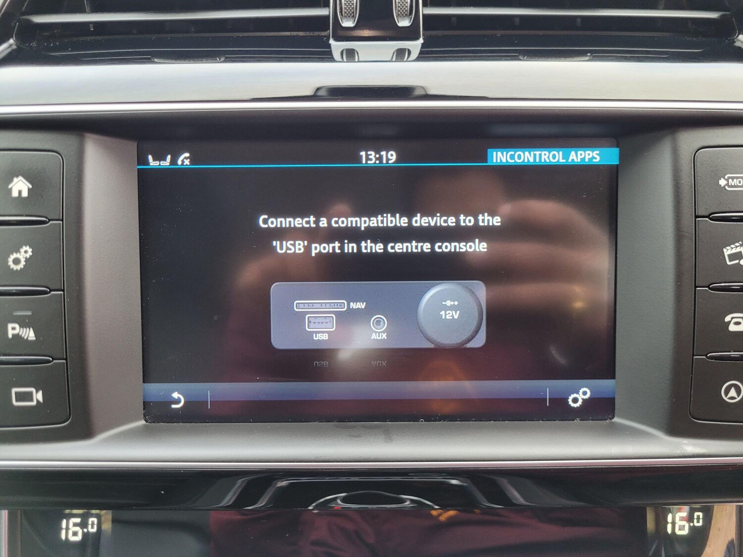 Used Jaguar XE 2015 for sale - 76831819: Photo 55