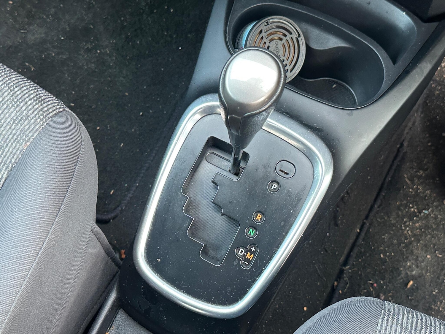 Used Toyota Yaris 2015 for sale - 77386636: Photo 10