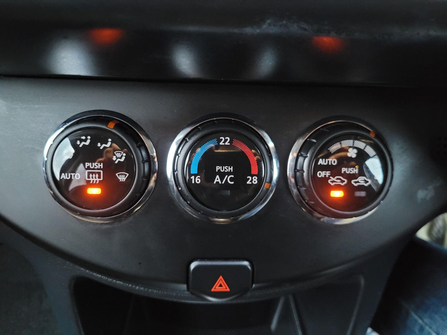 Used Nissan Note 2012 for sale - 76633926: Photo 44