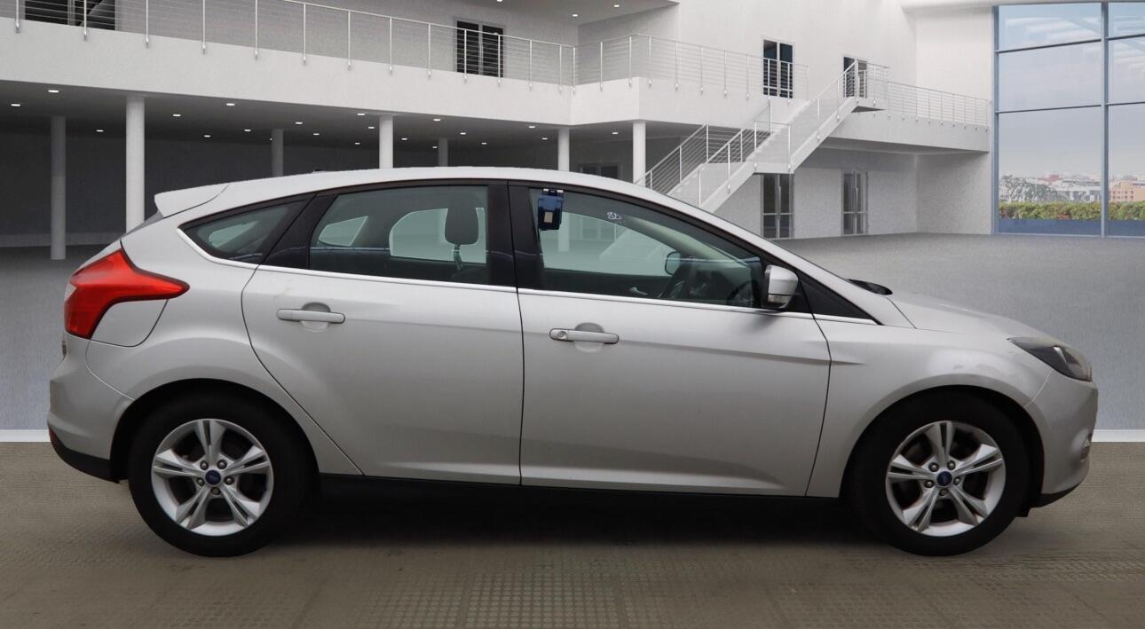 Used Ford Focus 2015 for sale - 76521919: Photo 5