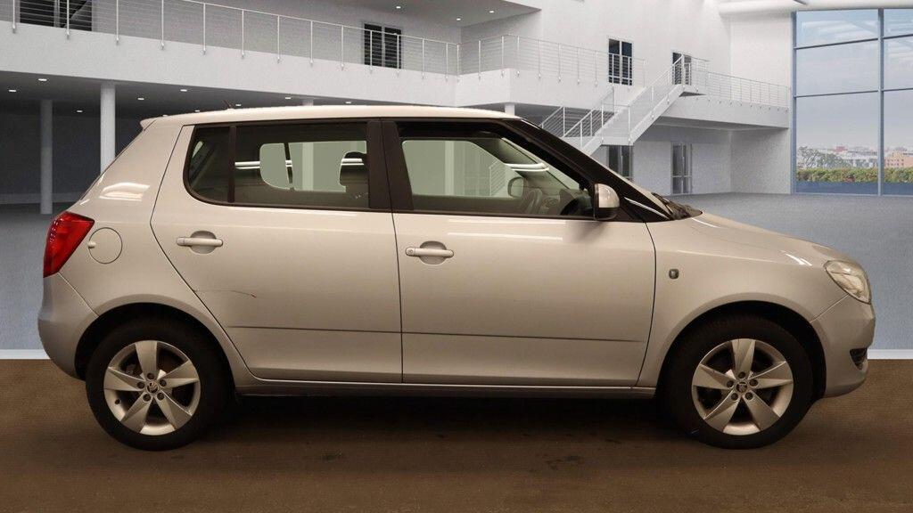 Used Skoda Fabia 2014 for sale - 76472669: Photo 5