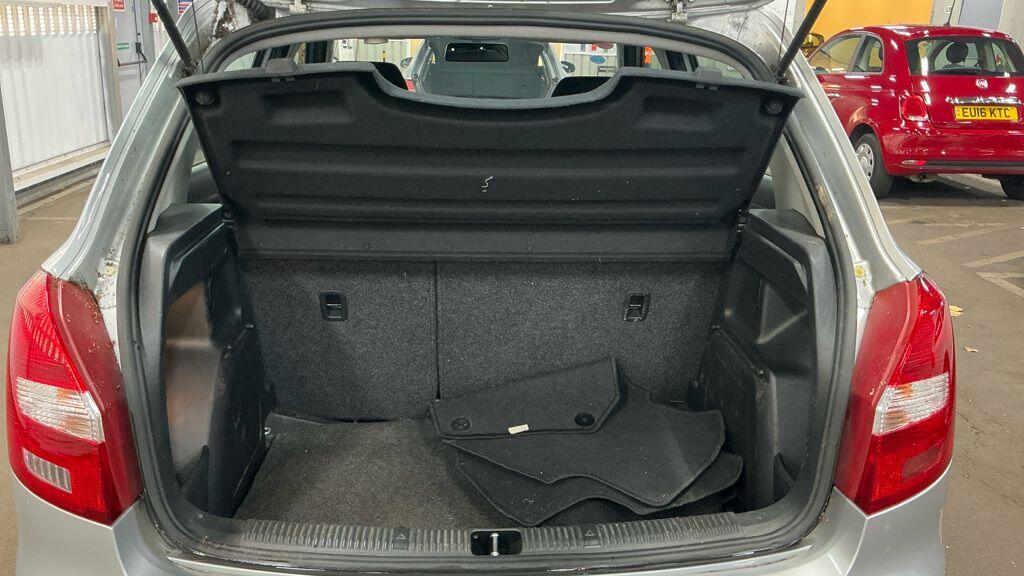 Used Skoda Fabia 2014 for sale - 76472669: Photo 7