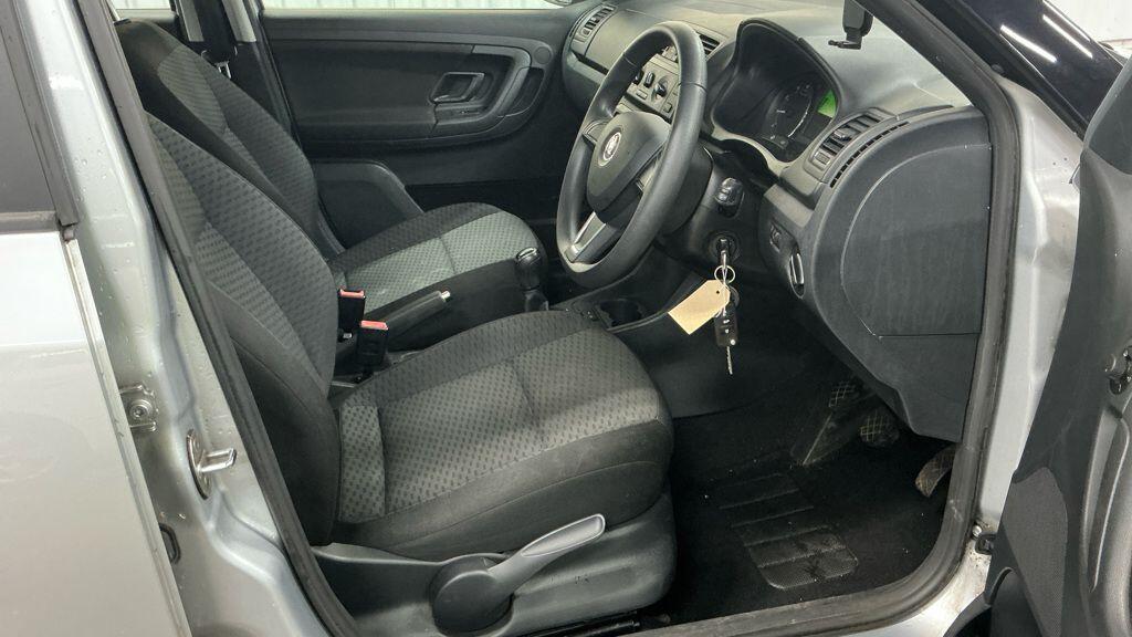 Used Skoda Fabia 2014 for sale - 76472669: Photo 9