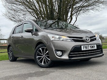 Used Toyota Verso 2017 for sale - 78462377: Photo