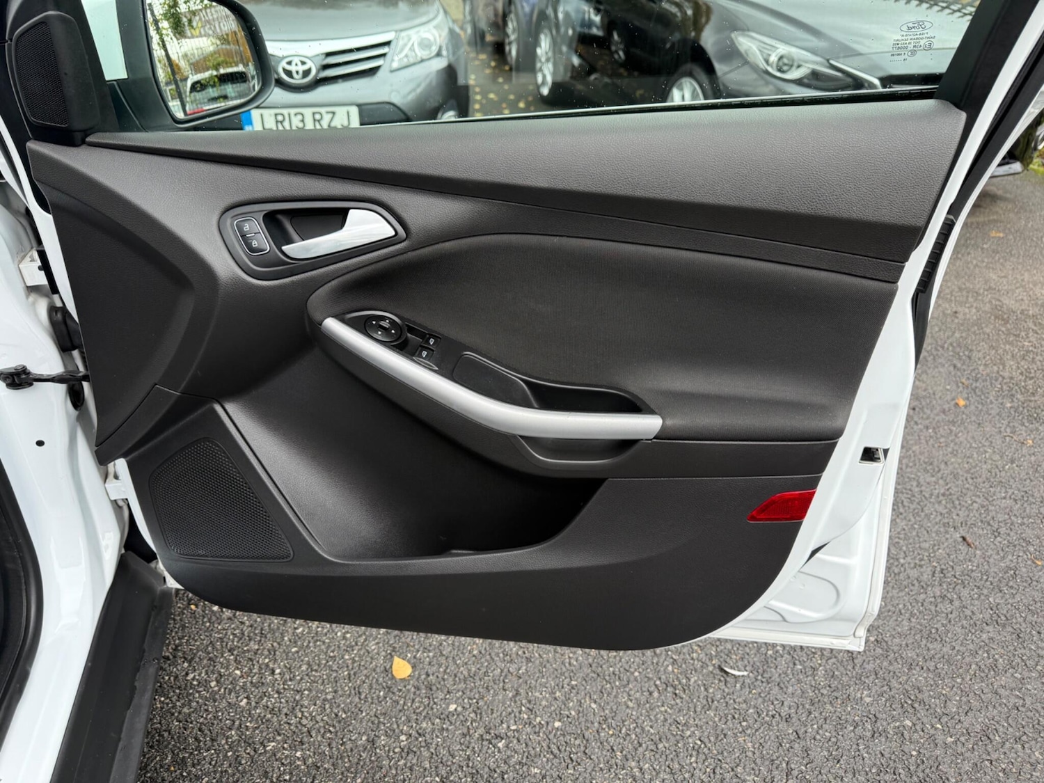 Used Ford Focus 2015 for sale - 76138027: Photo 16