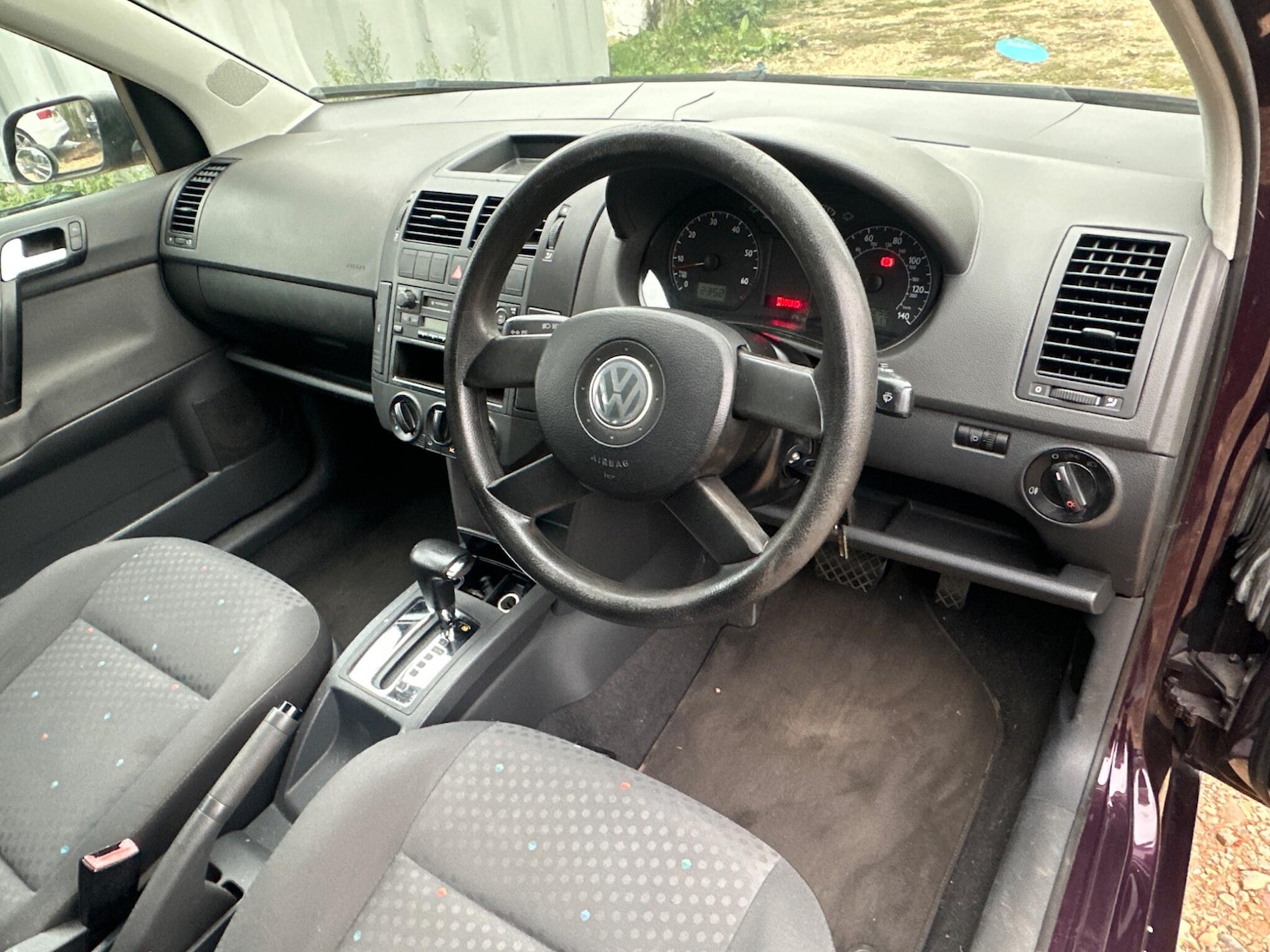 Used Volkswagen Polo 2004 for sale - 76831810: Photo 12