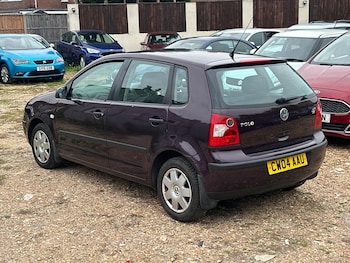 Used Volkswagen Polo 2004 for sale - 76831810: Photo
