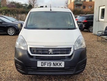 Used Peugeot Partner 2019 for sale - 77050207: Photo