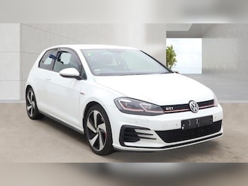 Used Volkswagen Golf 2017 for sale - 79116880: Photo