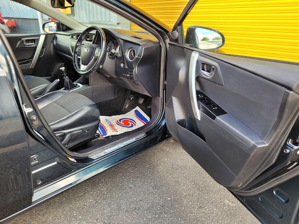 Used Toyota Auris 2014 for sale - 76072423: Photo 11