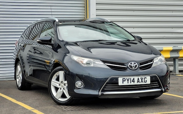 Used Toyota Auris 2014 for sale - 76072423: Photo 1