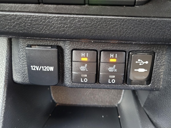 Used Toyota Auris 2014 for sale - 76072423: Photo 37