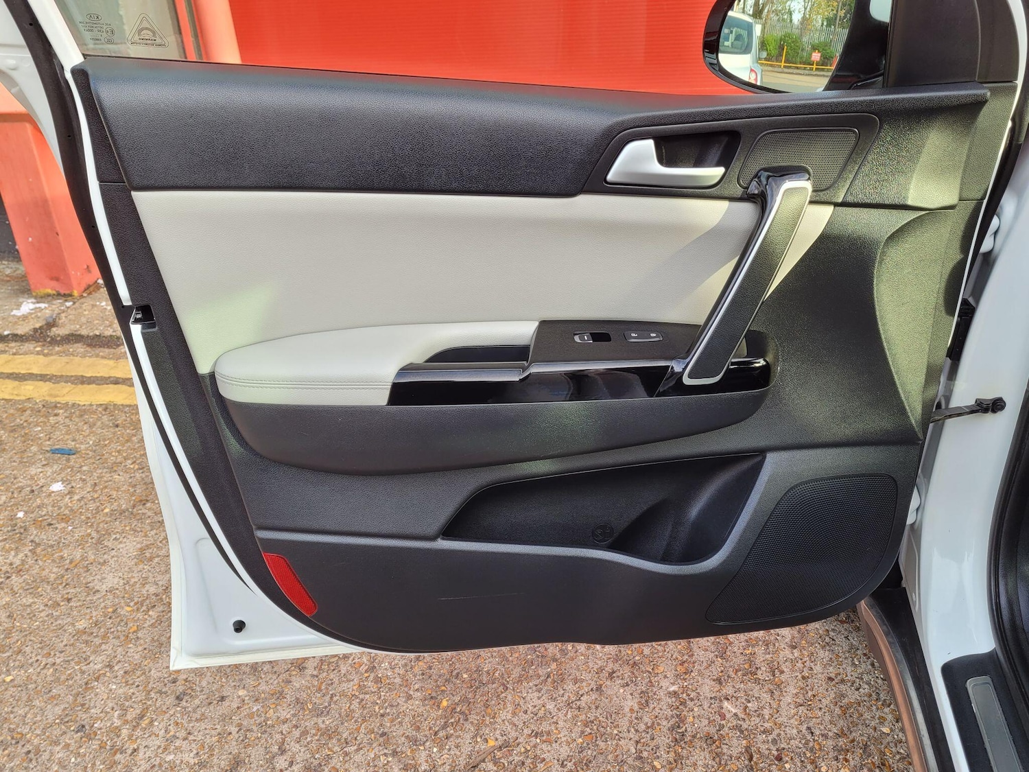 Used Kia Sportage 2017 for sale - 76831811: Photo 28