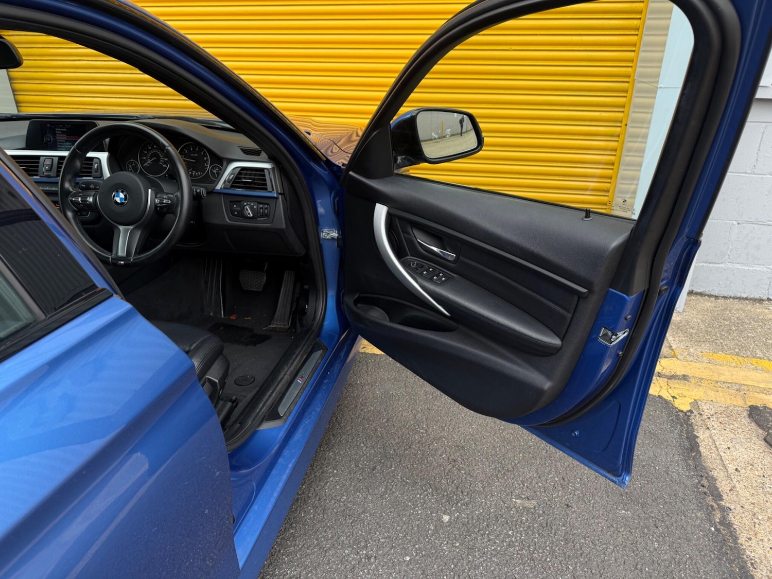 Used BMW 3 Series 2015 for sale - 76348806: Photo 11