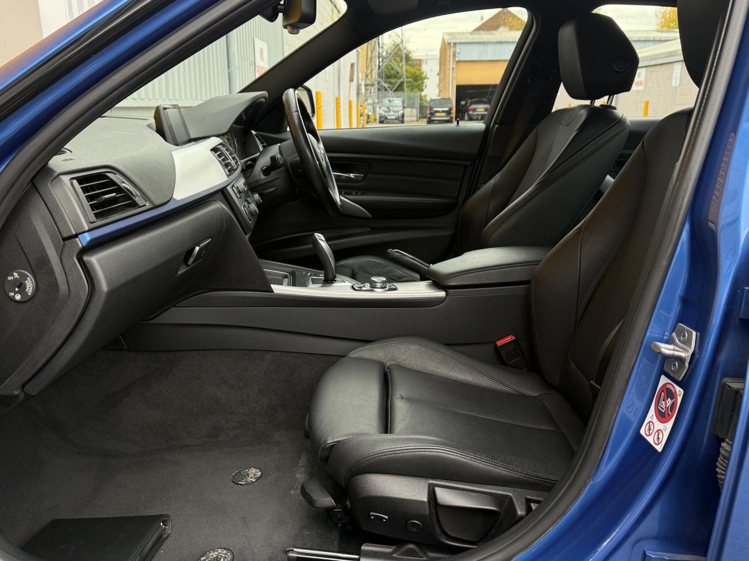 Used BMW 3 Series 2015 for sale - 76348806: Photo 21