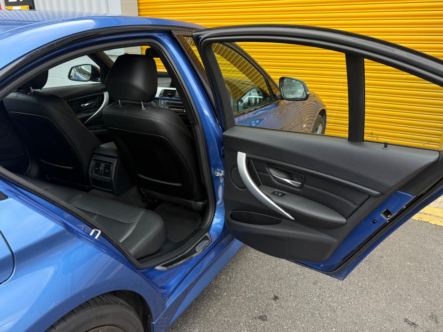 Used BMW 3 Series 2015 for sale - 76348806: Photo 29