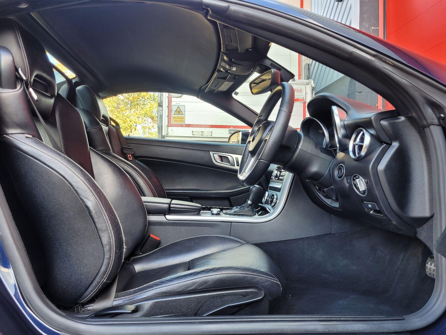 Used Mercedes-Benz SLK 2013 for sale - 76441408: Photo 23