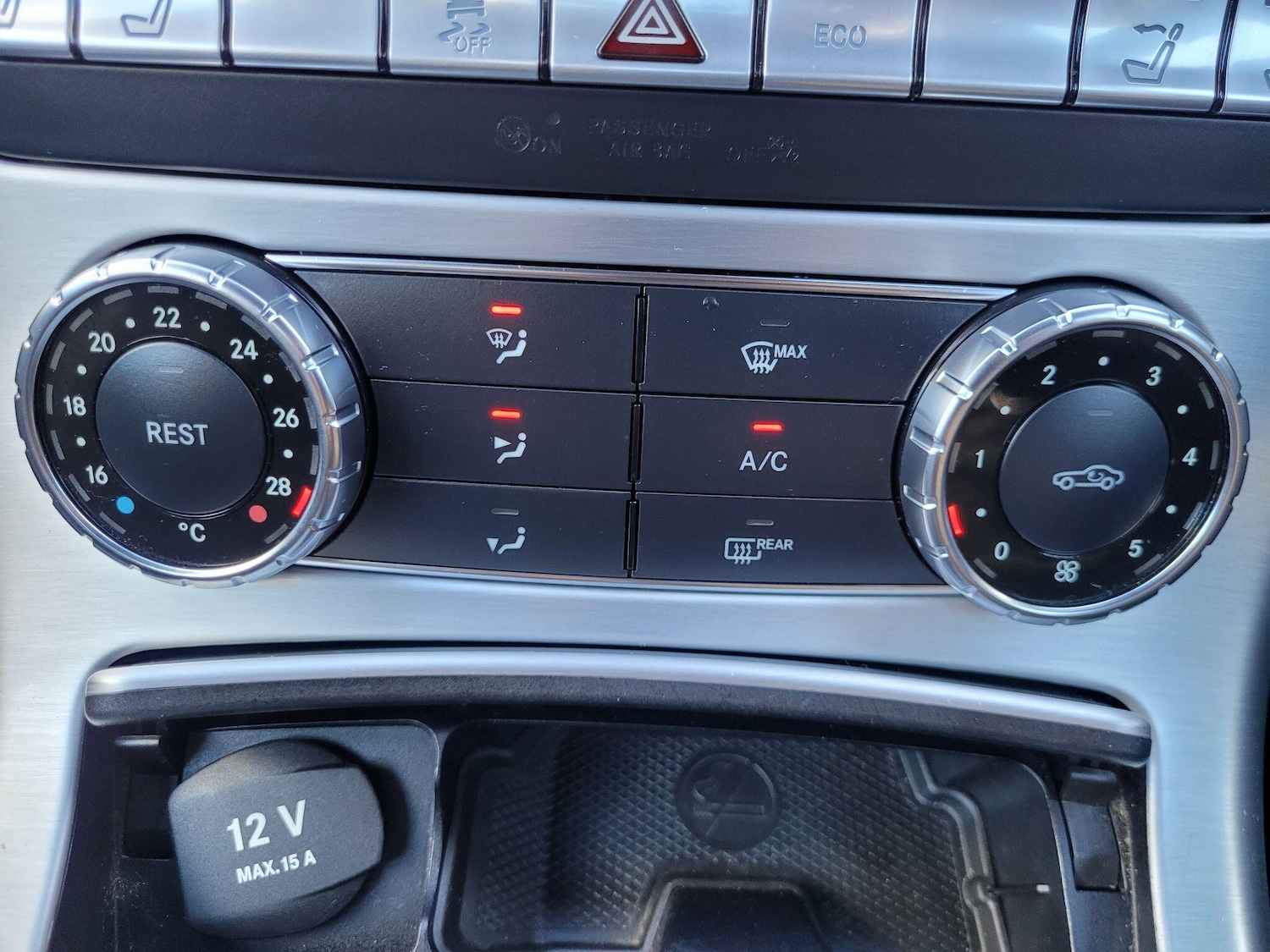 Used Mercedes-Benz SLK 2013 for sale - 76441408: Photo 35