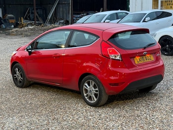 Used Ford Fiesta 2015 for sale - 77586621: Photo