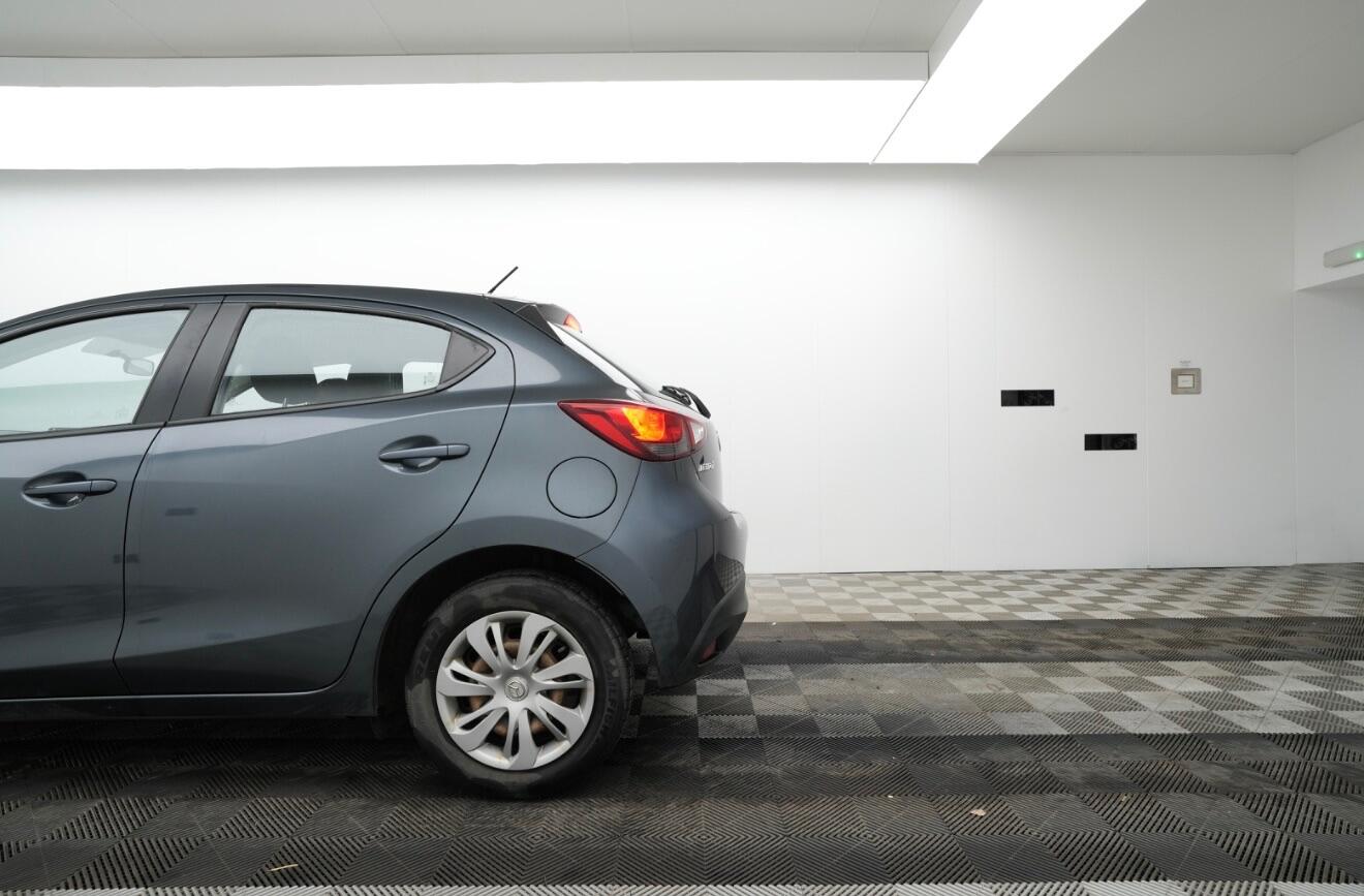 Used Mazda Mazda2 for sale - 76667325: Photo 7