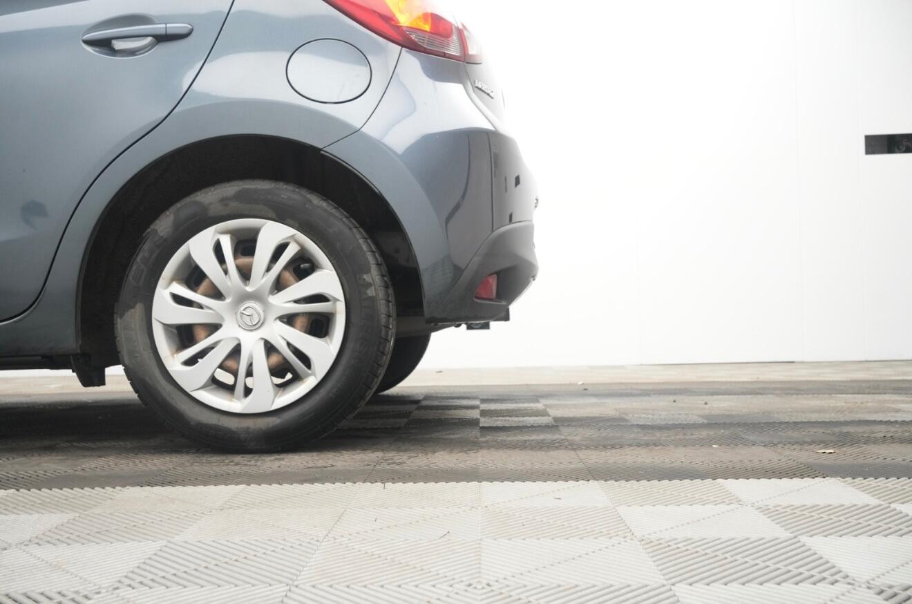 Used Mazda Mazda2 for sale - 76667325: Photo 8