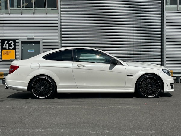 Used Mercedes-Benz C-Class 2014 for sale - 75041867: Photo 9