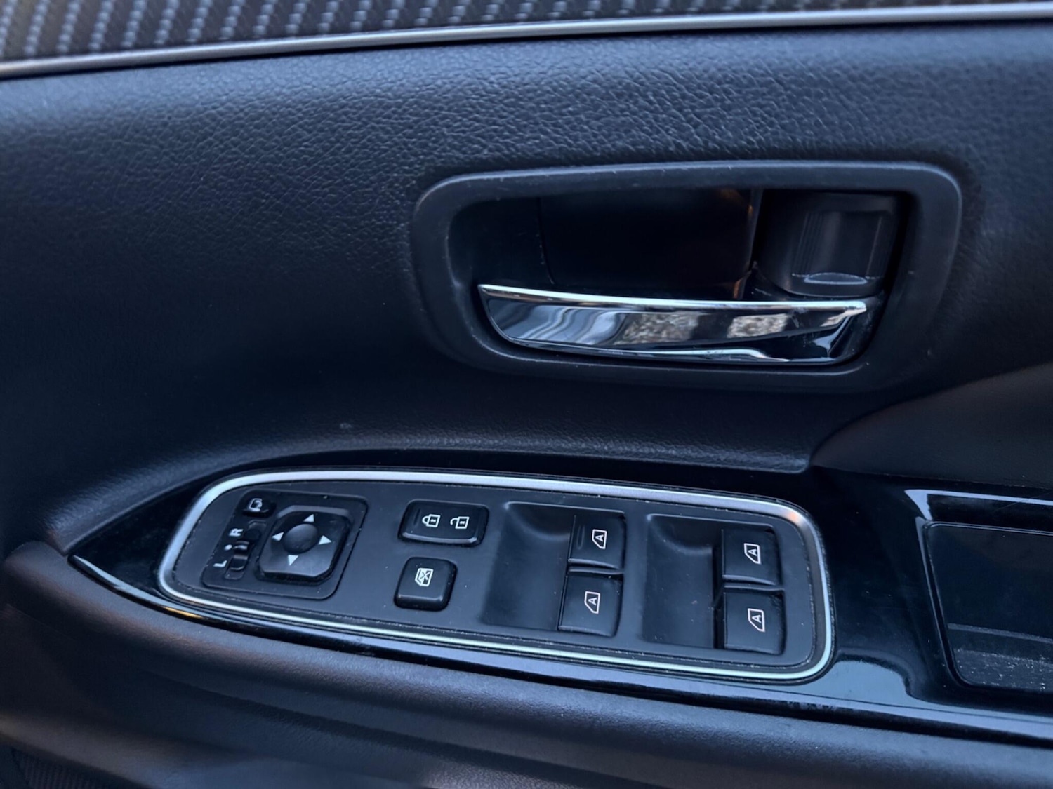 Used Mitsubishi Outlander 2018 for sale - 77575389: Photo 25