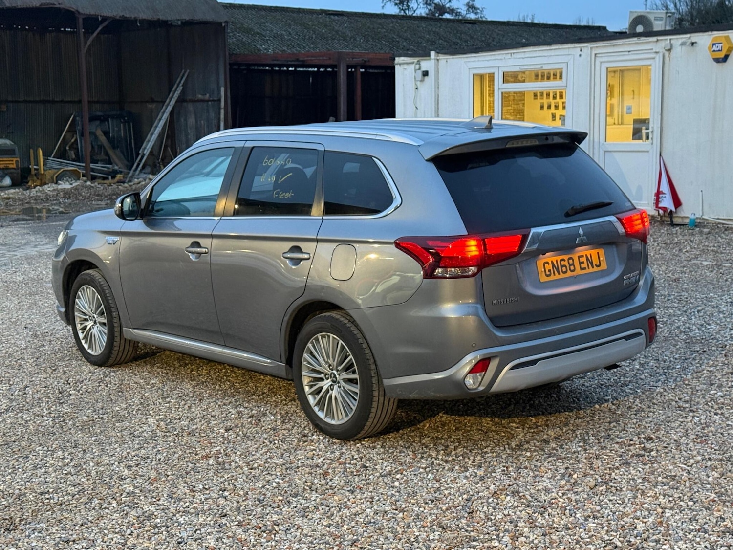 Used Mitsubishi Outlander 2018 for sale - 77575389: Photo 4