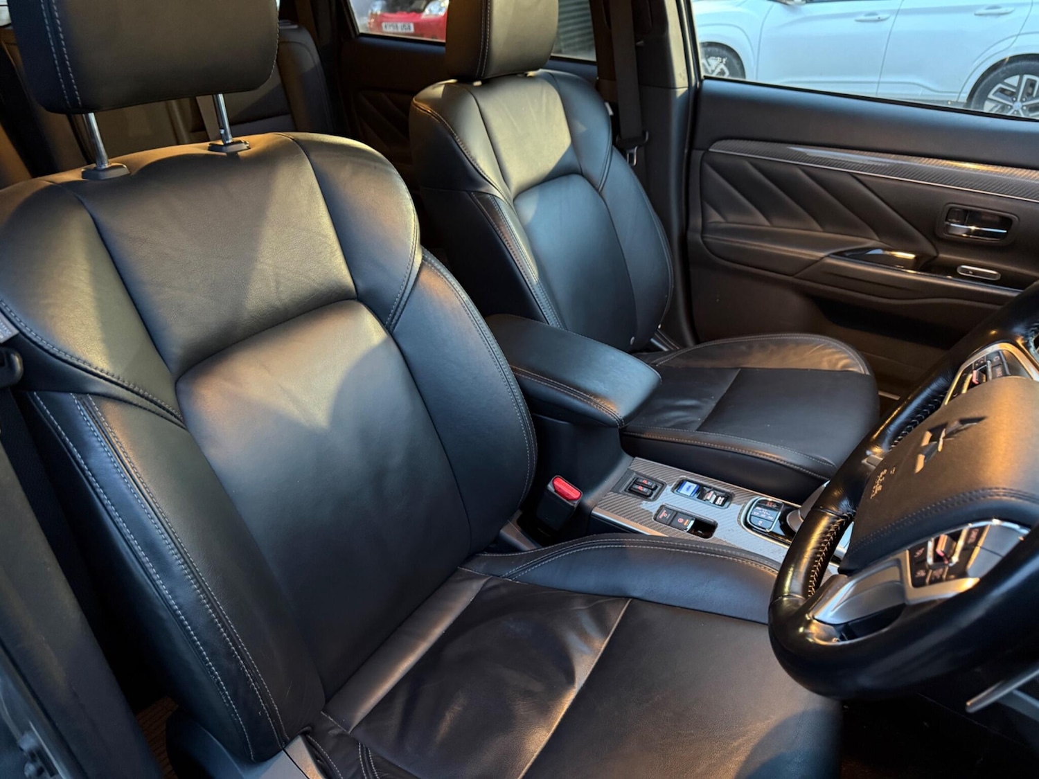 Used Mitsubishi Outlander 2018 for sale - 77575389: Photo 8