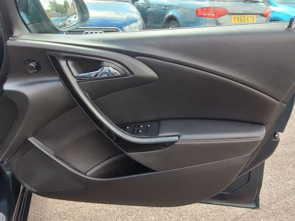 Used Vauxhall Astra 2015 for sale - 75614067: Photo 56
