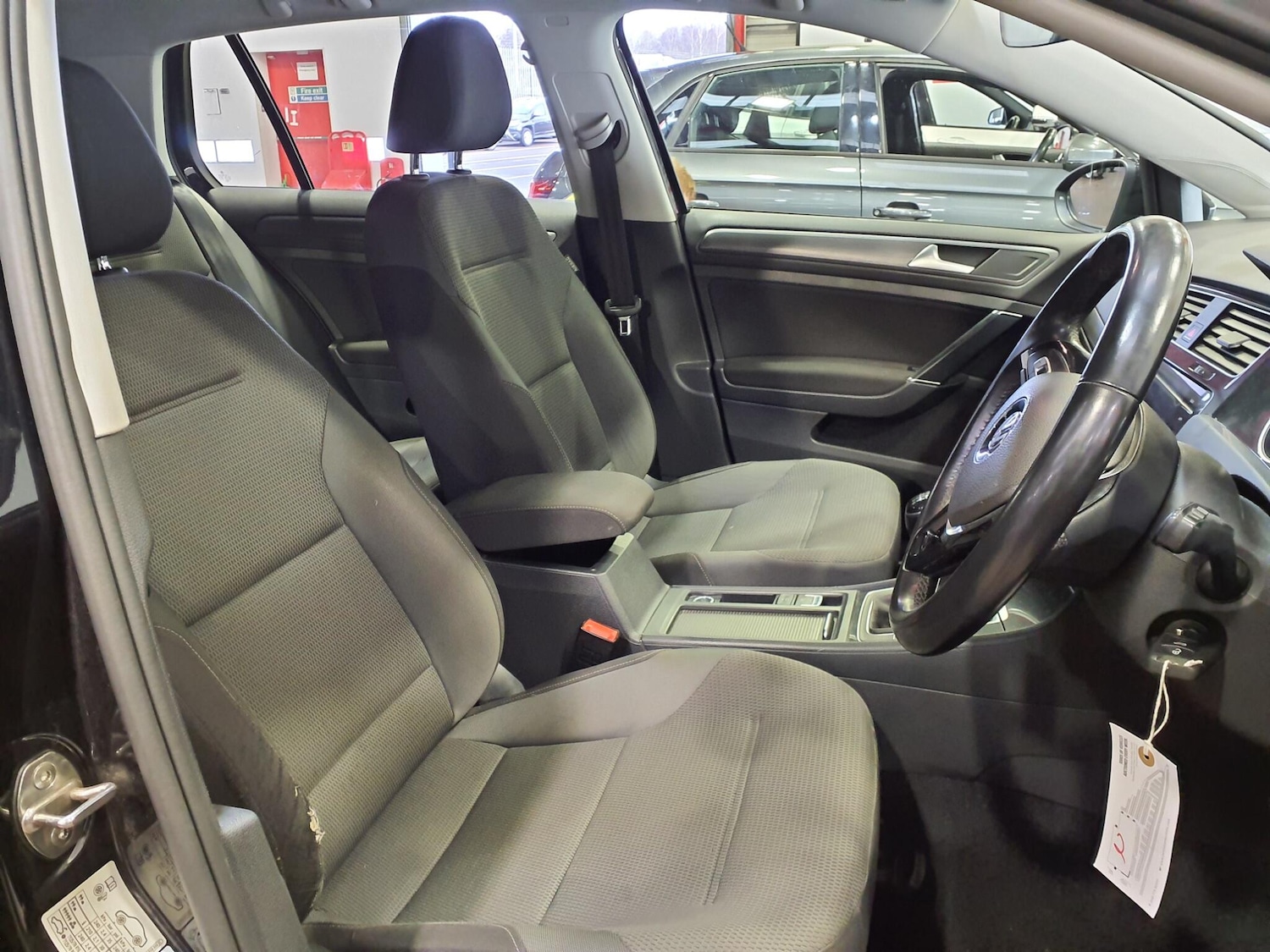 Used Volkswagen Golf 2017 for sale - 77564909: Photo 14